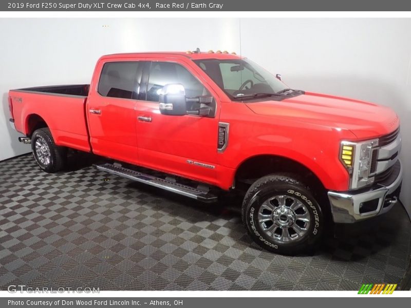 Race Red / Earth Gray 2019 Ford F250 Super Duty XLT Crew Cab 4x4