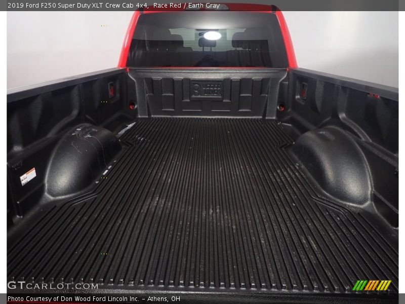 Race Red / Earth Gray 2019 Ford F250 Super Duty XLT Crew Cab 4x4