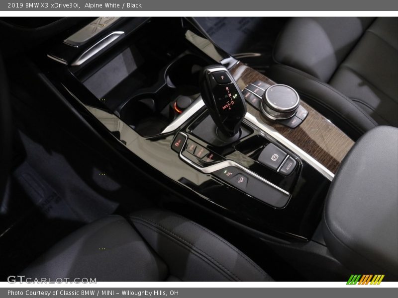 Alpine White / Black 2019 BMW X3 xDrive30i