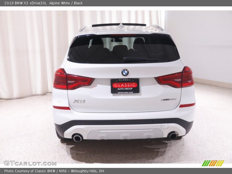 Alpine White / Black 2019 BMW X3 xDrive30i