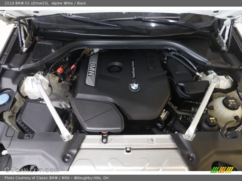 Alpine White / Black 2019 BMW X3 xDrive30i