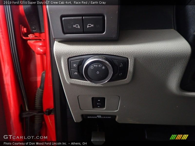 Race Red / Earth Gray 2019 Ford F250 Super Duty XLT Crew Cab 4x4