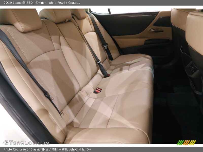 Eminent White Pearl / Chateau 2019 Lexus ES 350