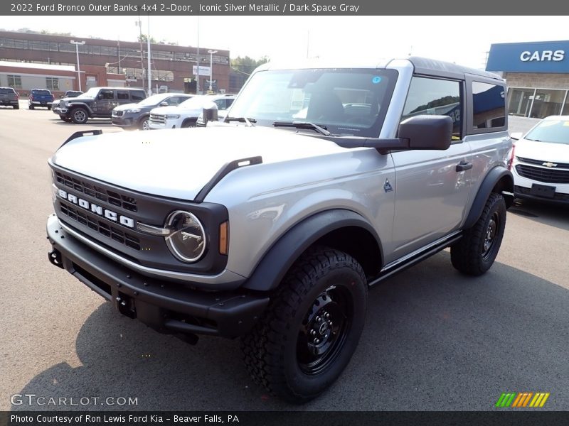 Iconic Silver Metallic / Dark Space Gray 2022 Ford Bronco Outer Banks 4x4 2-Door