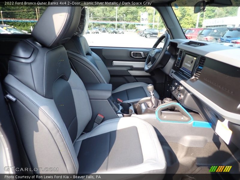 Iconic Silver Metallic / Dark Space Gray 2022 Ford Bronco Outer Banks 4x4 2-Door