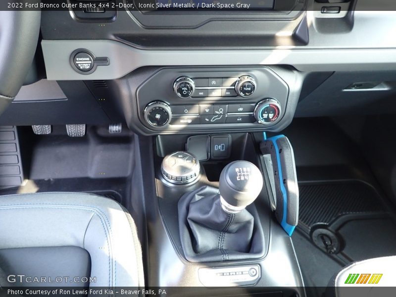  2022 Bronco Outer Banks 4x4 2-Door 7 Speed Manual Shifter
