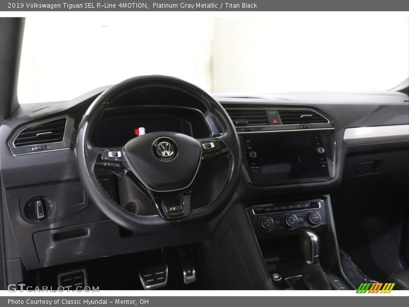 Platinum Gray Metallic / Titan Black 2019 Volkswagen Tiguan SEL R-Line 4MOTION
