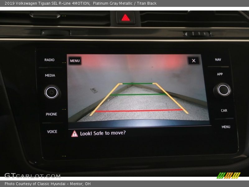 Platinum Gray Metallic / Titan Black 2019 Volkswagen Tiguan SEL R-Line 4MOTION