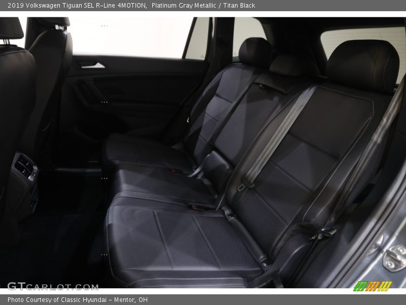 Platinum Gray Metallic / Titan Black 2019 Volkswagen Tiguan SEL R-Line 4MOTION