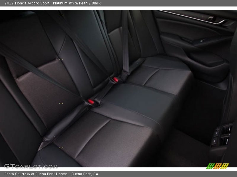 Platinum White Pearl / Black 2022 Honda Accord Sport