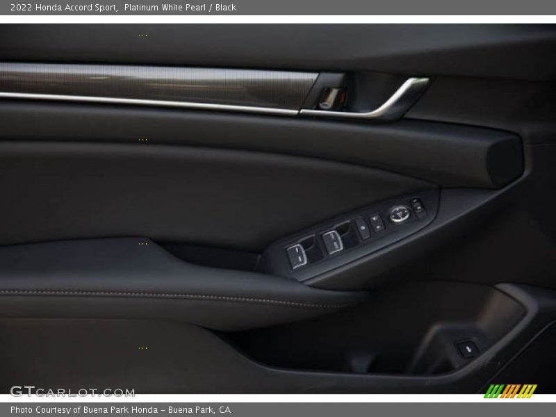 Platinum White Pearl / Black 2022 Honda Accord Sport