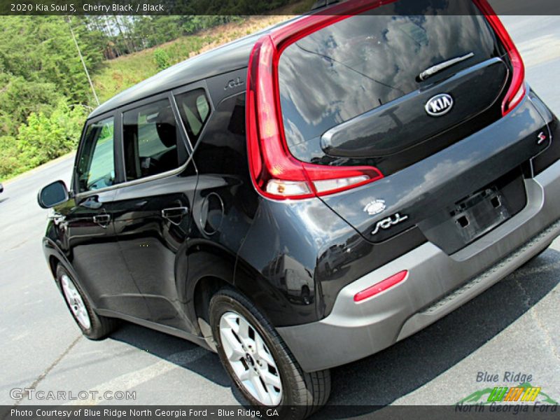 Cherry Black / Black 2020 Kia Soul S