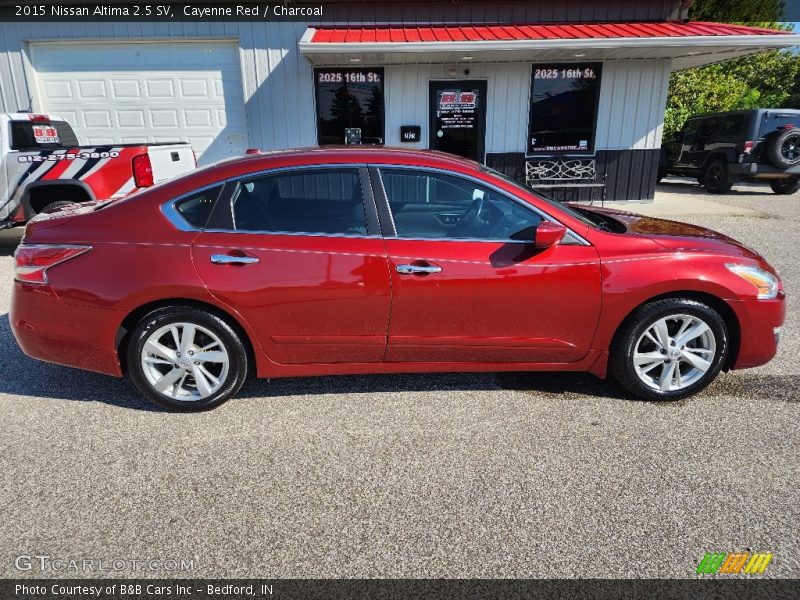 Cayenne Red / Charcoal 2015 Nissan Altima 2.5 SV