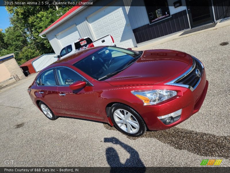 Cayenne Red / Charcoal 2015 Nissan Altima 2.5 SV