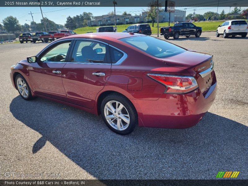 Cayenne Red / Charcoal 2015 Nissan Altima 2.5 SV