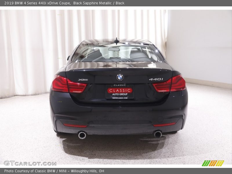 Exhaust of 2019 4 Series 440i xDrive Coupe