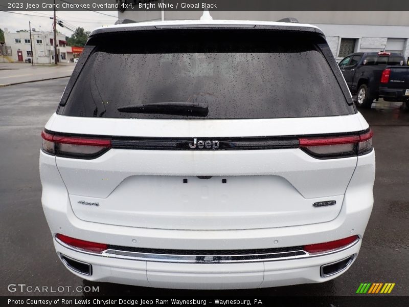 Bright White / Global Black 2023 Jeep Grand Cherokee Overland 4x4