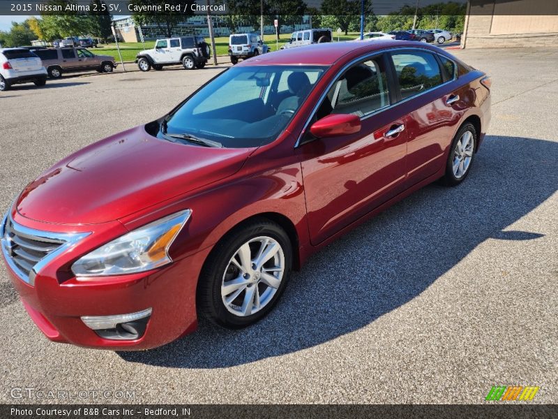 Cayenne Red / Charcoal 2015 Nissan Altima 2.5 SV