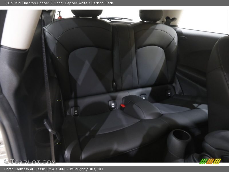 Pepper White / Carbon Black 2019 Mini Hardtop Cooper 2 Door