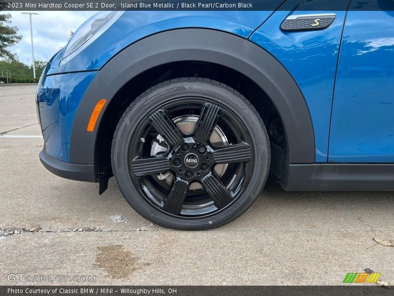  2023 Hardtop Cooper SE 2 Door Wheel