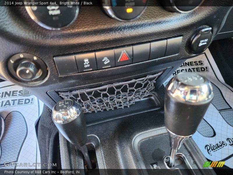 Bright White / Black 2014 Jeep Wrangler Sport 4x4
