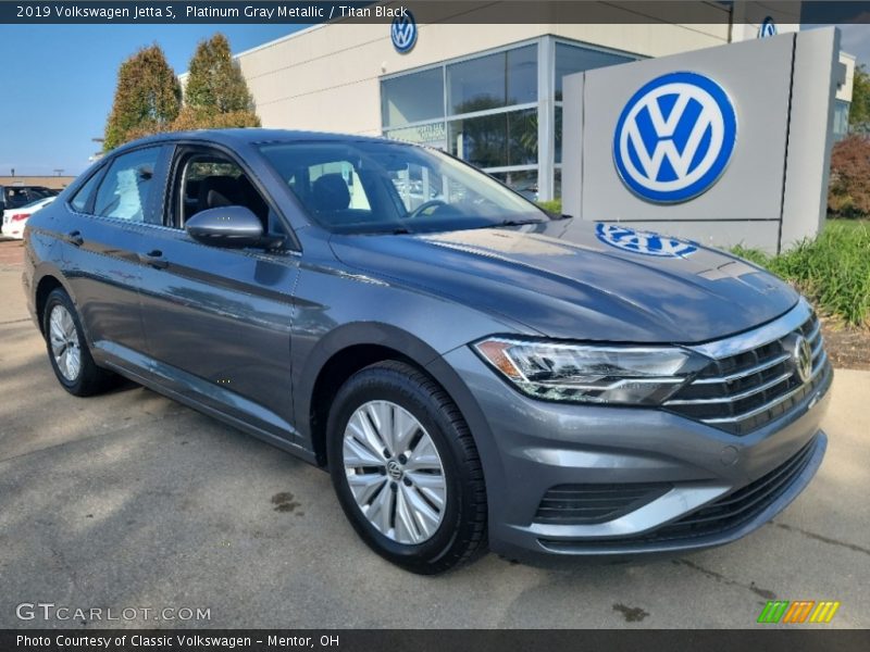Platinum Gray Metallic / Titan Black 2019 Volkswagen Jetta S