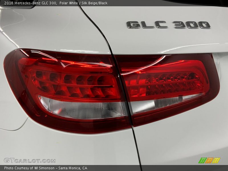 Polar White / Silk Beige/Black 2018 Mercedes-Benz GLC 300