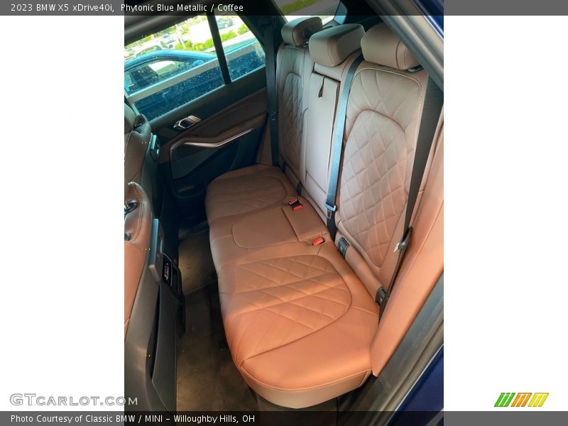 Phytonic Blue Metallic / Coffee 2023 BMW X5 xDrive40i