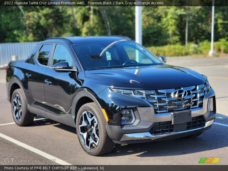 Front 3/4 View of 2022 Santa Cruz Limited Premium AWD