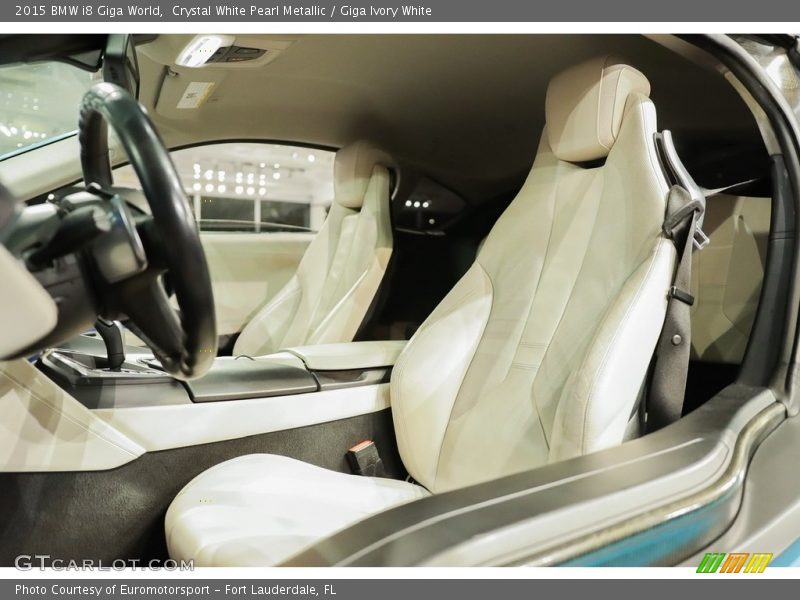 Crystal White Pearl Metallic / Giga Ivory White 2015 BMW i8 Giga World