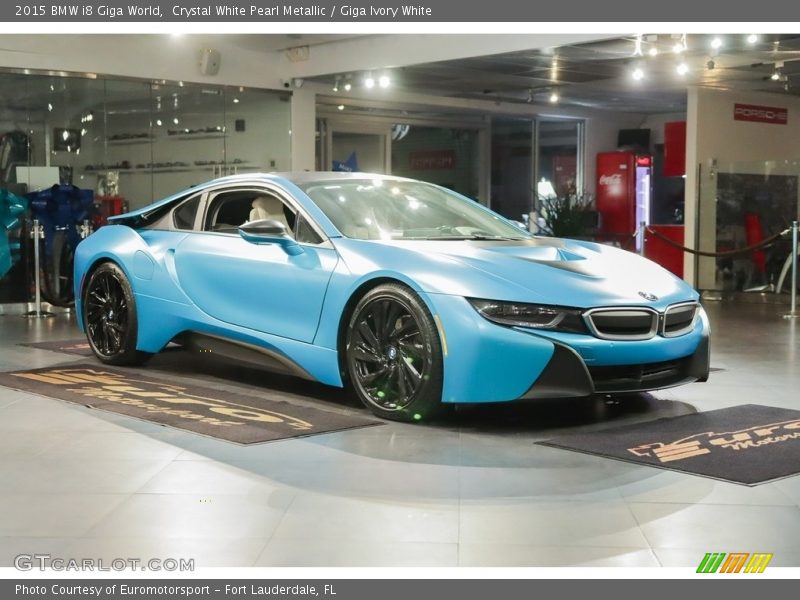 Crystal White Pearl Metallic / Giga Ivory White 2015 BMW i8 Giga World