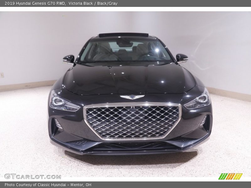 Victoria Black / Black/Gray 2019 Hyundai Genesis G70 RWD