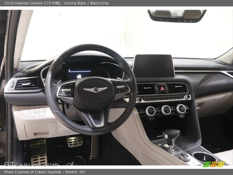 Dashboard of 2019 Genesis G70 RWD