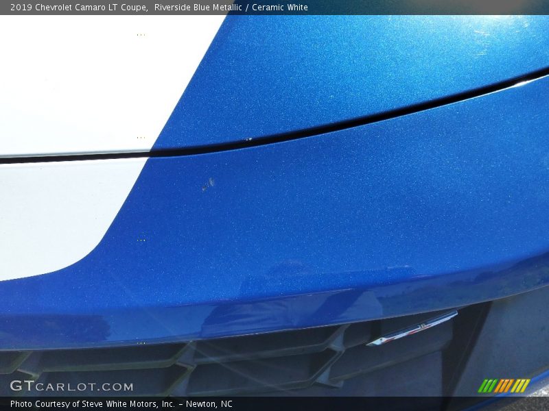 Riverside Blue Metallic / Ceramic White 2019 Chevrolet Camaro LT Coupe