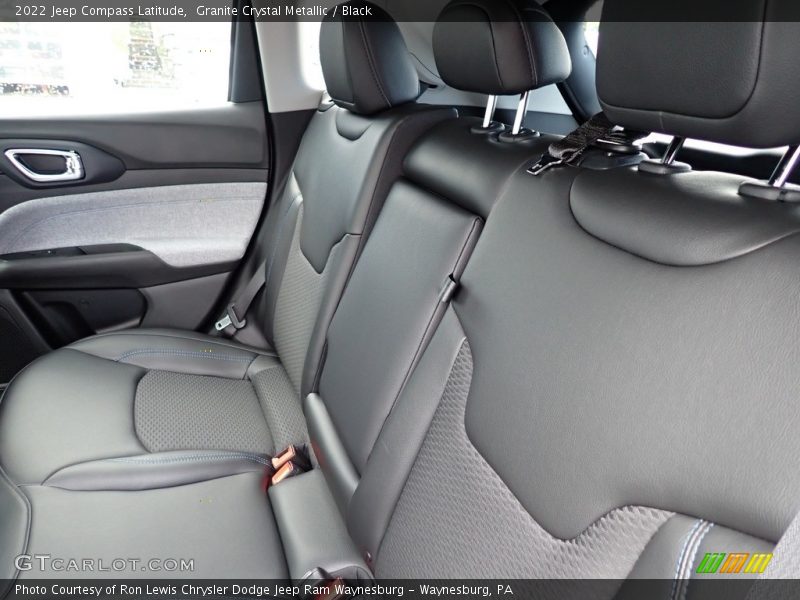 Granite Crystal Metallic / Black 2022 Jeep Compass Latitude