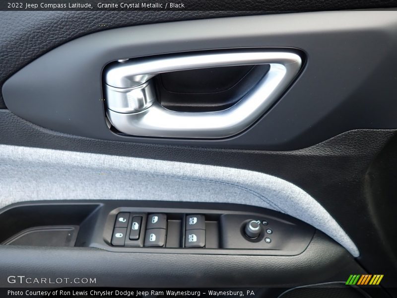Granite Crystal Metallic / Black 2022 Jeep Compass Latitude