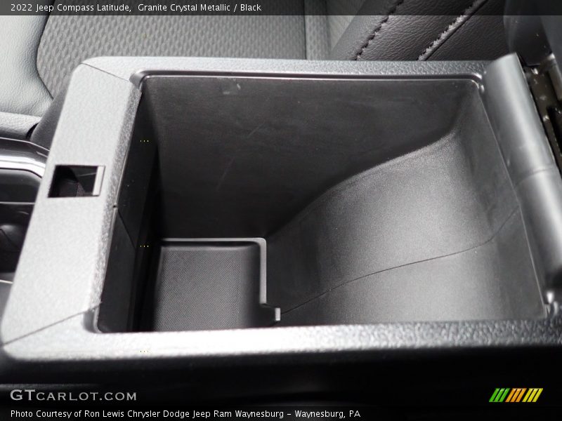 Granite Crystal Metallic / Black 2022 Jeep Compass Latitude