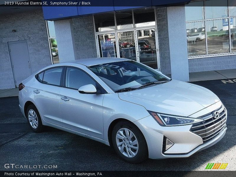 Symphony Silver / Black 2019 Hyundai Elantra SE