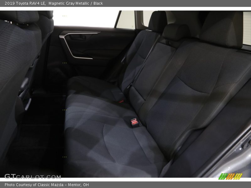 Magnetic Gray Metallic / Black 2019 Toyota RAV4 LE