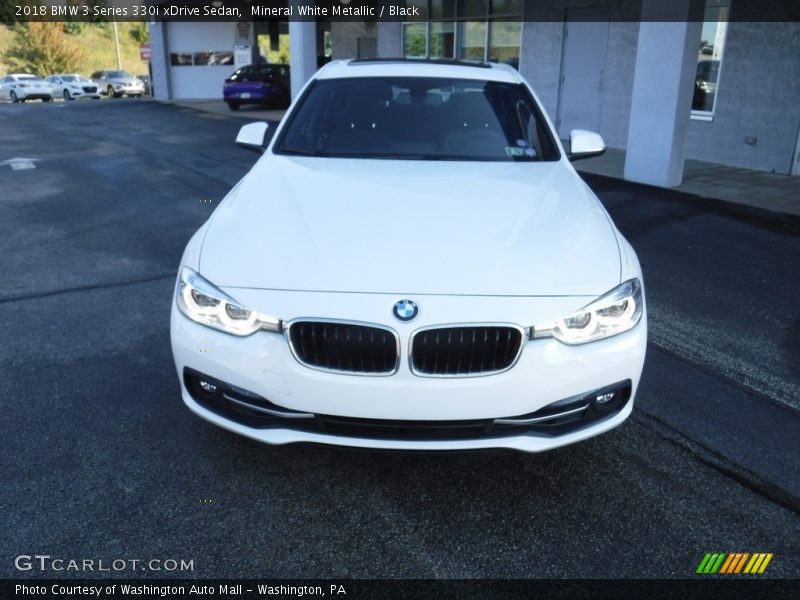 Mineral White Metallic / Black 2018 BMW 3 Series 330i xDrive Sedan