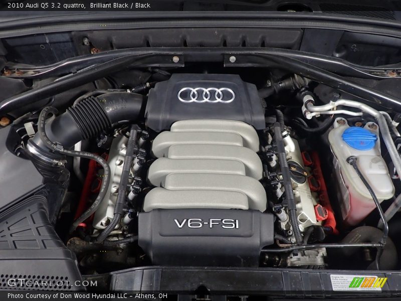 Brilliant Black / Black 2010 Audi Q5 3.2 quattro
