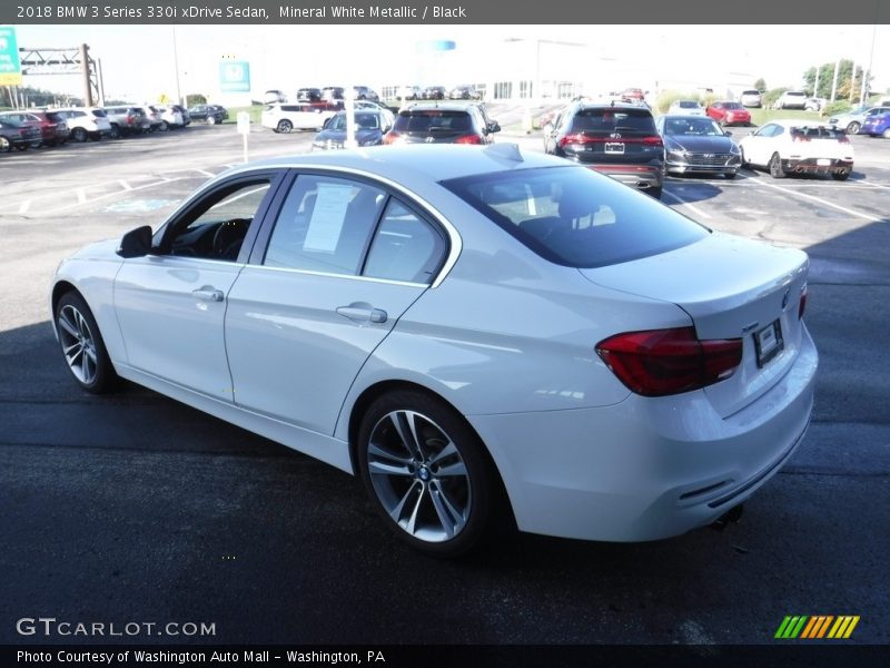 Mineral White Metallic / Black 2018 BMW 3 Series 330i xDrive Sedan