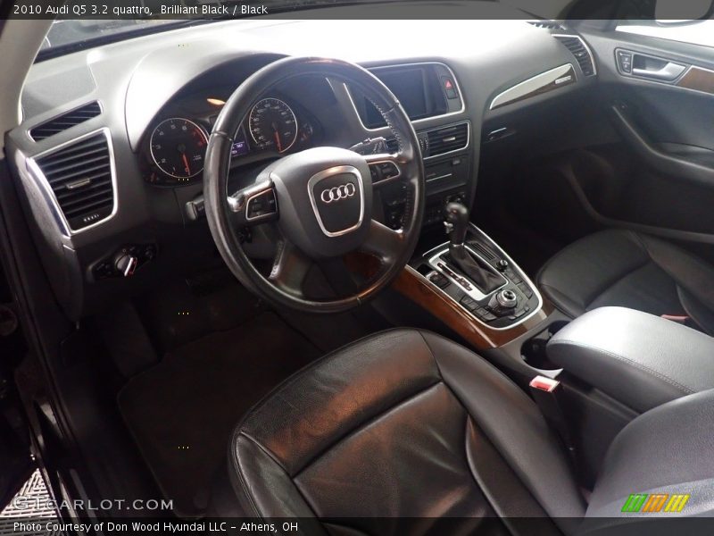 Brilliant Black / Black 2010 Audi Q5 3.2 quattro