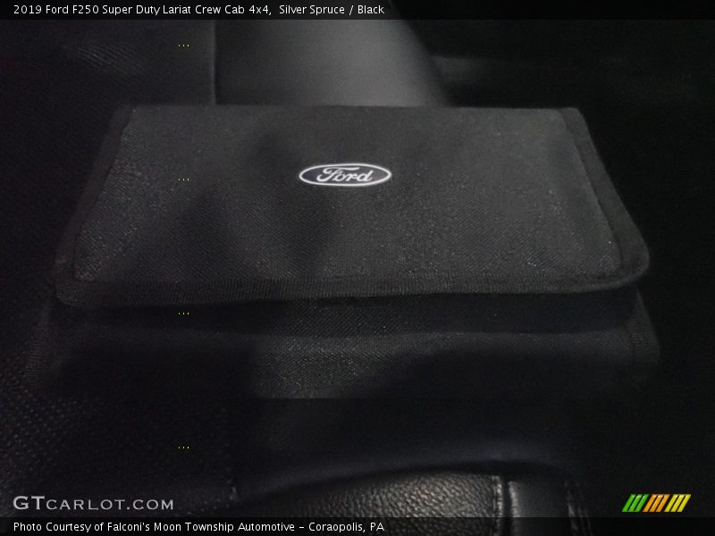 Silver Spruce / Black 2019 Ford F250 Super Duty Lariat Crew Cab 4x4
