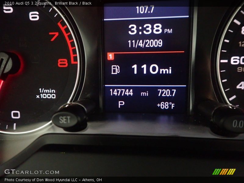 Brilliant Black / Black 2010 Audi Q5 3.2 quattro
