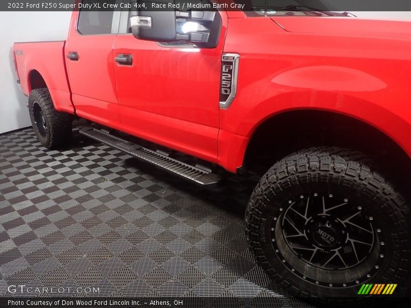 Race Red / Medium Earth Gray 2022 Ford F250 Super Duty XL Crew Cab 4x4