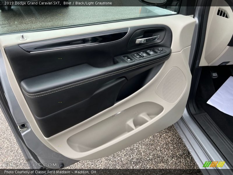 Billet / Black/Light Graystone 2019 Dodge Grand Caravan SXT