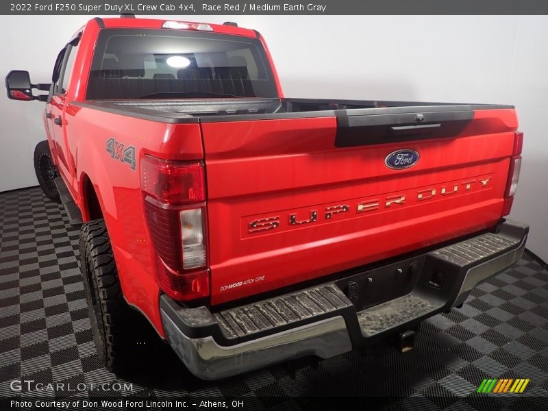 Race Red / Medium Earth Gray 2022 Ford F250 Super Duty XL Crew Cab 4x4