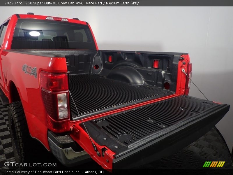 Race Red / Medium Earth Gray 2022 Ford F250 Super Duty XL Crew Cab 4x4