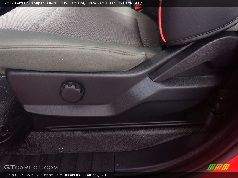 Race Red / Medium Earth Gray 2022 Ford F250 Super Duty XL Crew Cab 4x4